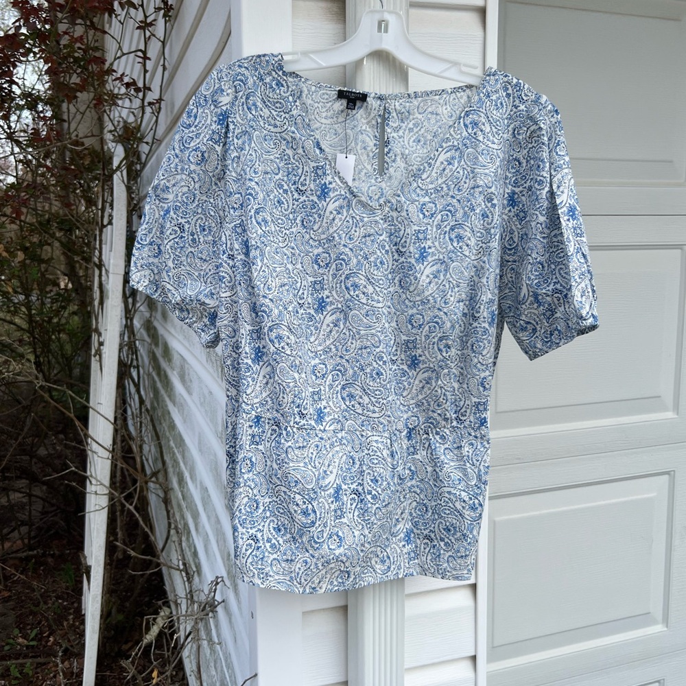 NWT Talbots Pretty Blue Floral Paisley Peplum V-Neck Short Sleeve Blouse